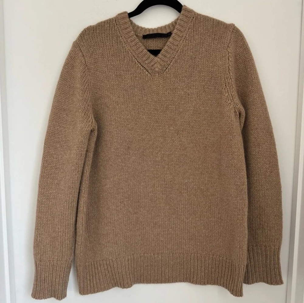NWT Jenni Kayne Cashmere Kate V-Neck Sweater Small-Medium Caramel Tan Oversized - Picture 3 of 11